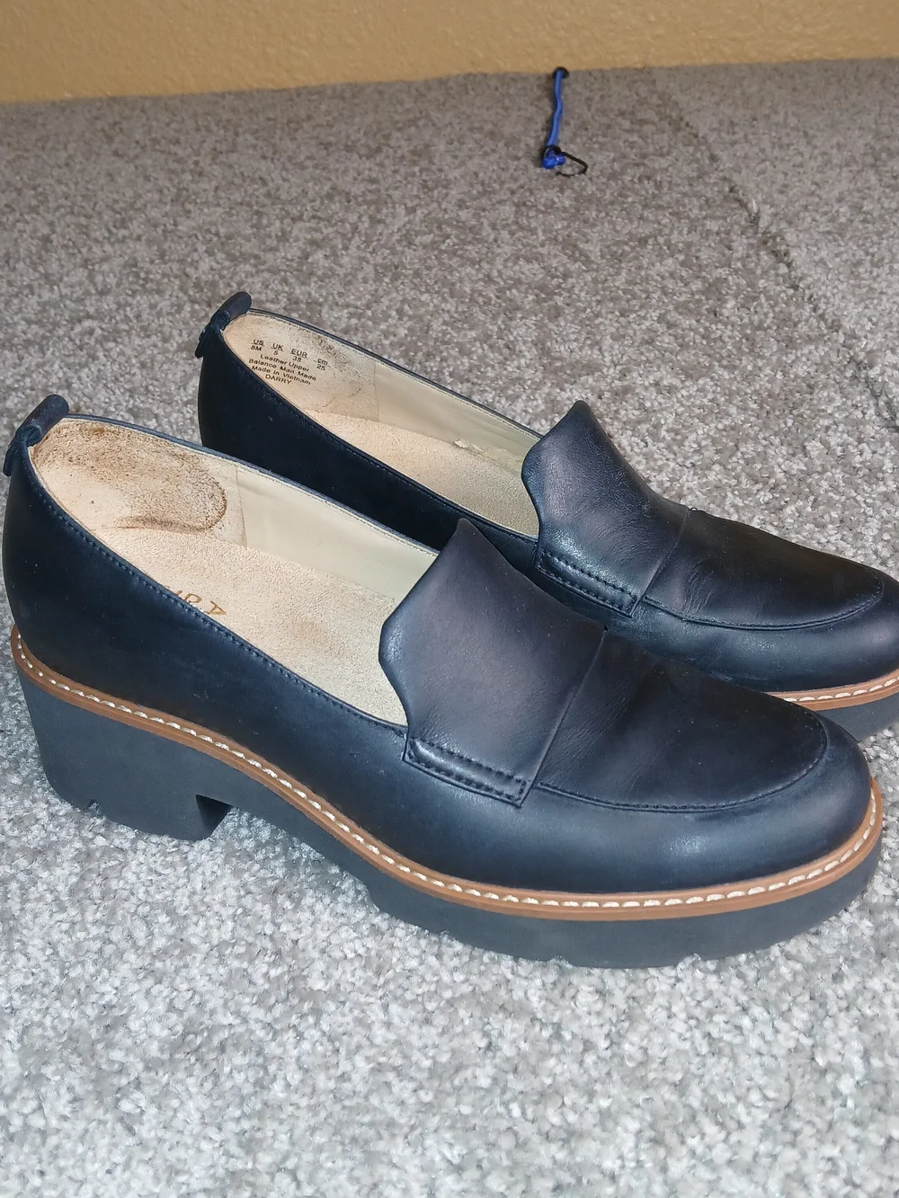 Naturalizer Women's Lug Sole Healed Loafers Shoes Size 8M Black Cabaret
